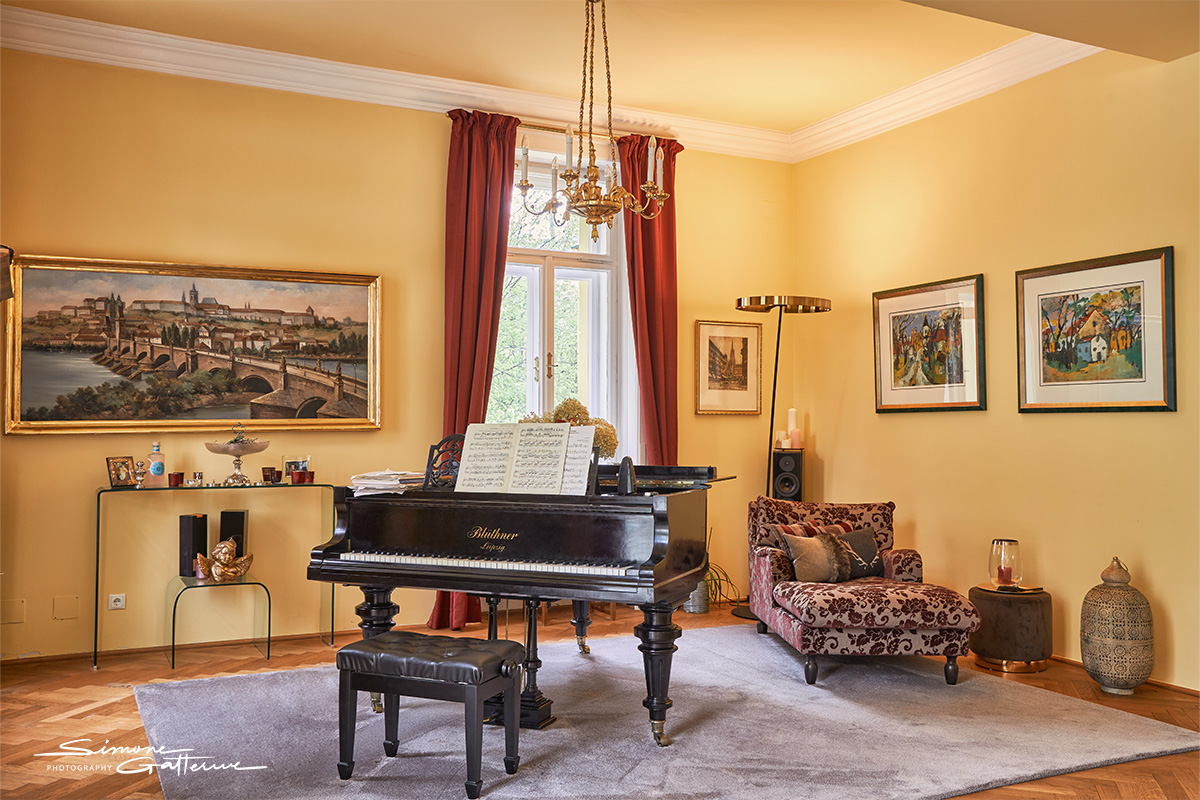 Villa Livingroom with piano